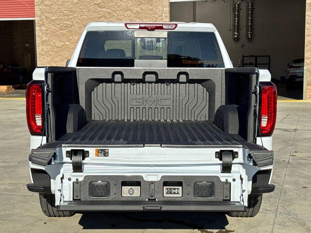 new 2026 GMC Sierra 1500 car, priced at $82,257