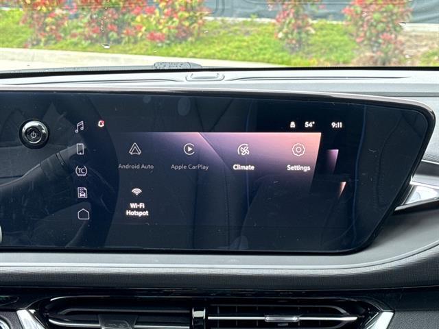 new 2025 Buick Envista car, priced at $29,374