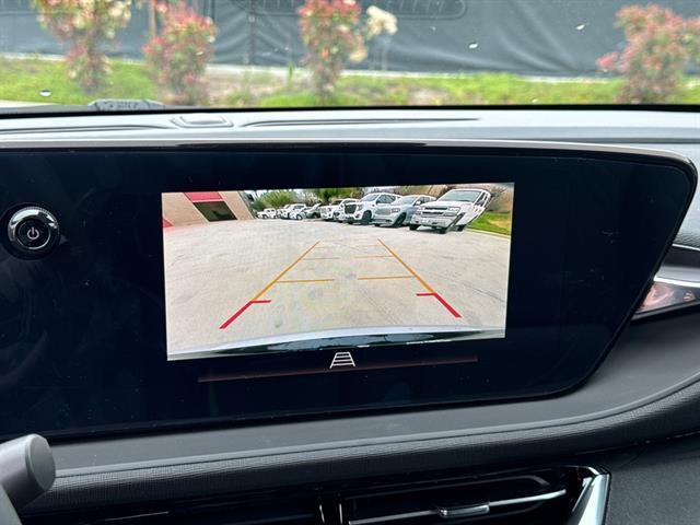 new 2025 Buick Envista car, priced at $29,374
