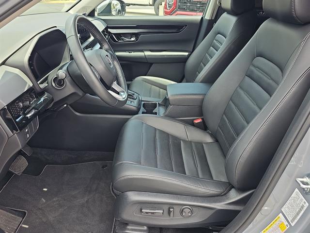used 2025 Honda CR-V car, priced at $36,298