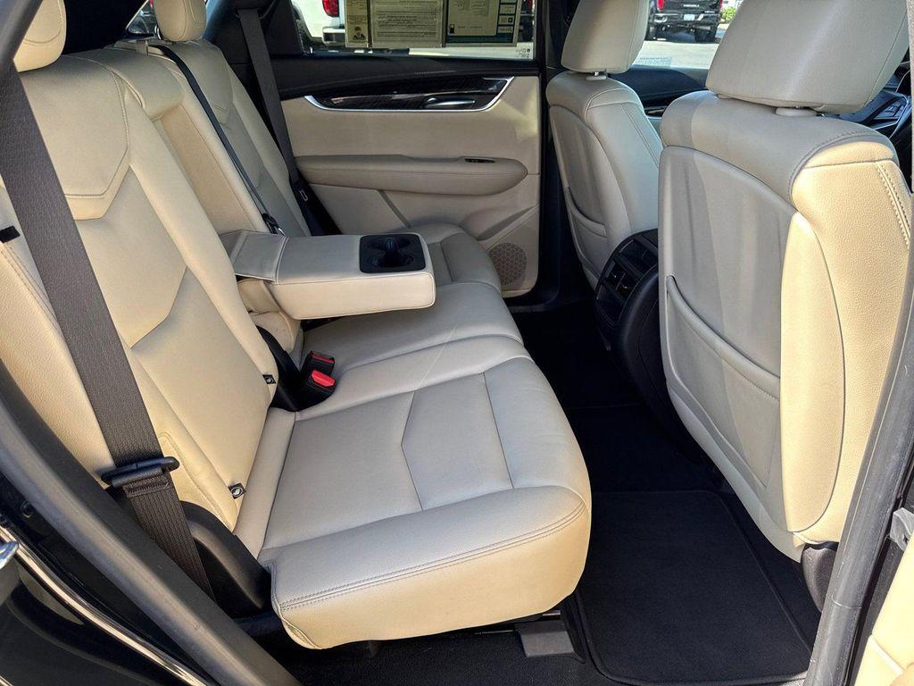 used 2018 Cadillac XT5 car, priced at $15,666