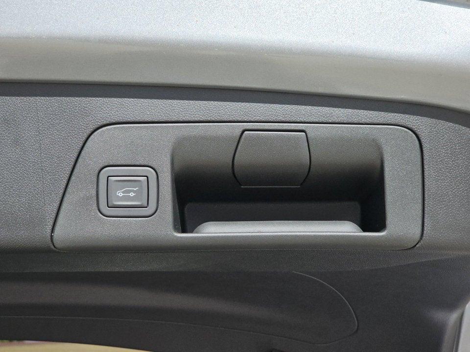 used 2025 Buick Envision car, priced at $38,237