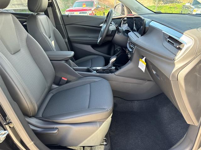 new 2025 Buick Encore GX car, priced at $29,620