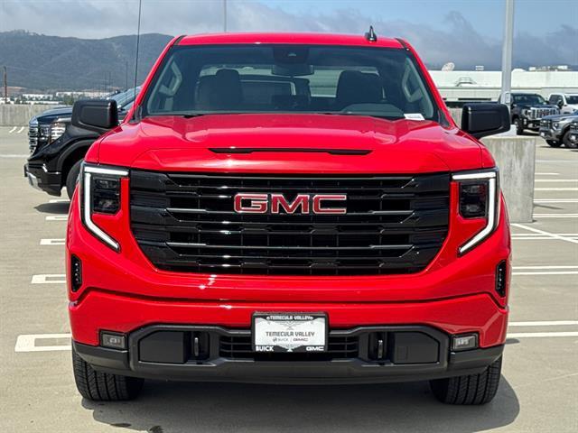 new 2025 GMC Sierra 1500 car, priced at $58,039