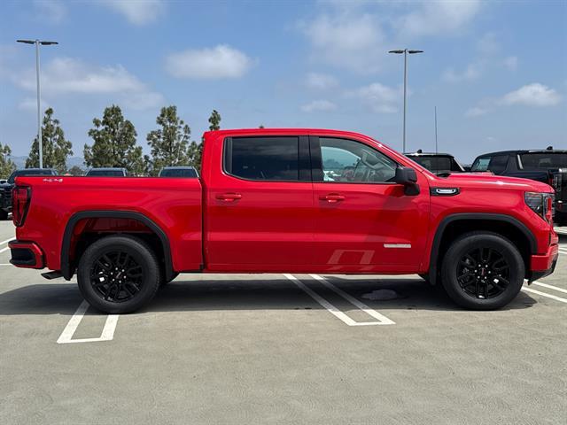 new 2025 GMC Sierra 1500 car, priced at $58,039