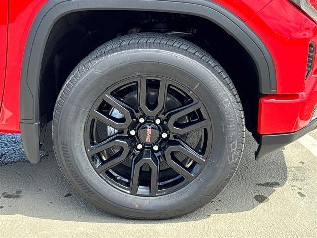 new 2025 GMC Sierra 1500 car, priced at $58,039