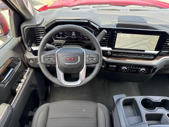 new 2025 GMC Sierra 1500 car, priced at $58,039