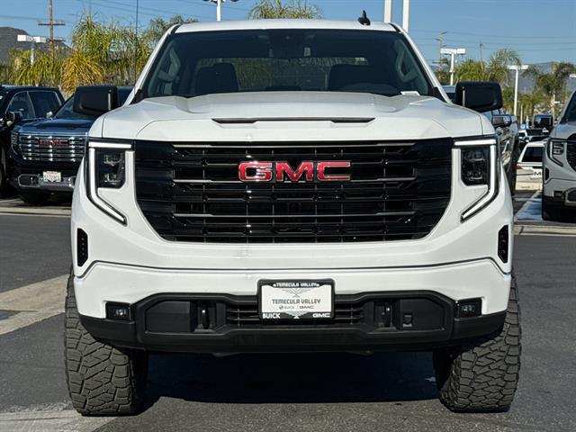 new 2025 GMC Sierra 1500 car, priced at $59,785