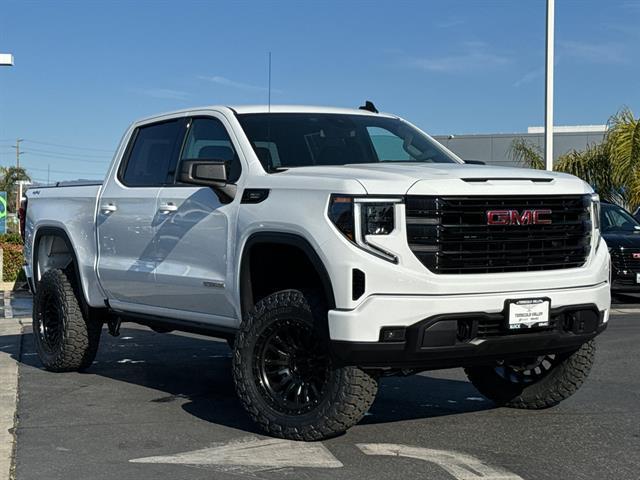 new 2025 GMC Sierra 1500 car, priced at $59,785