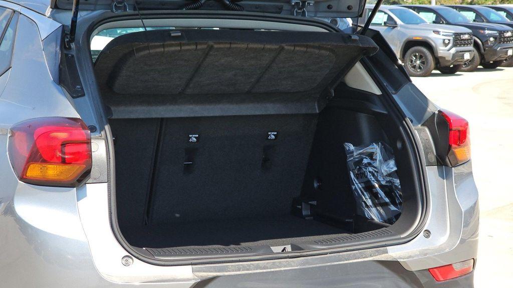 used 2025 Buick Encore GX car, priced at $29,790