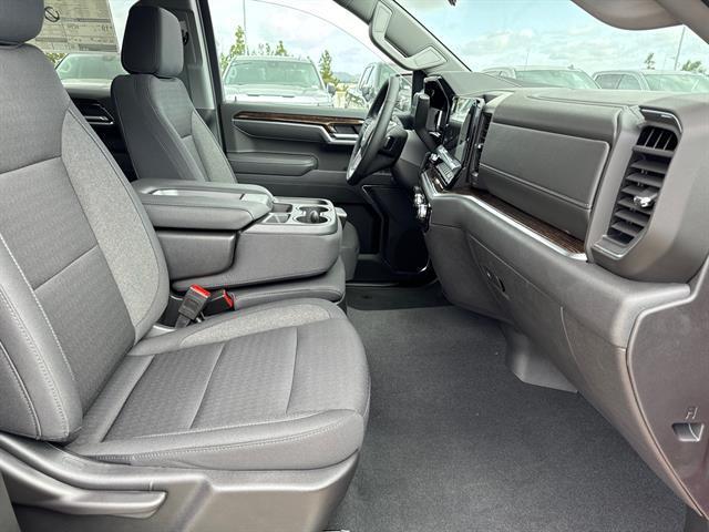 new 2025 GMC Sierra 1500 car, priced at $54,685