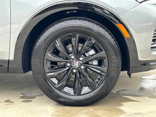 new 2025 Buick Envista car, priced at $29,374