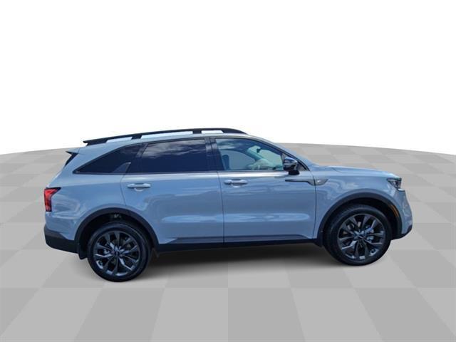 used 2023 Kia Sorento car, priced at $37,121