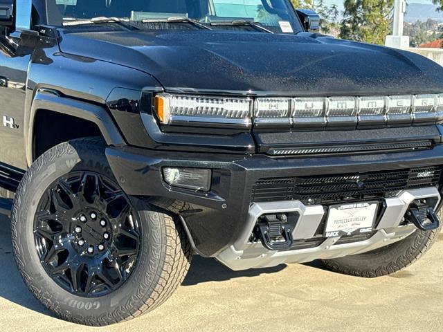 new 2025 GMC HUMMER EV Pickup car, priced at $99,690