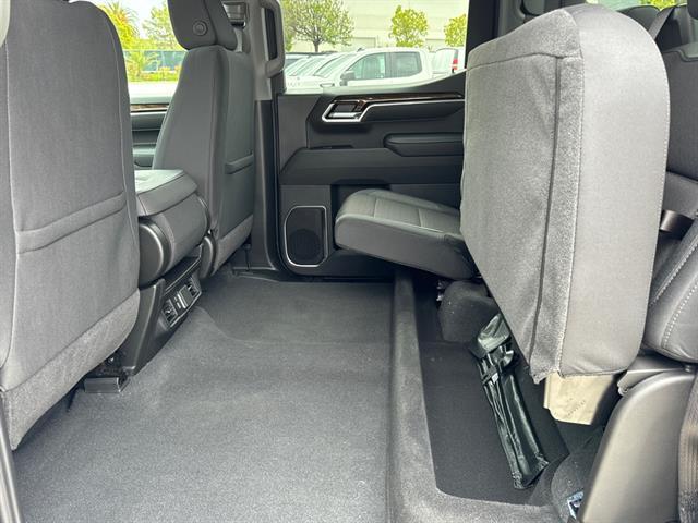 new 2025 GMC Sierra 1500 car, priced at $57,839