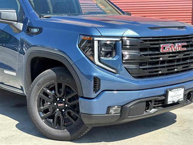 new 2025 GMC Sierra 1500 car, priced at $54,739