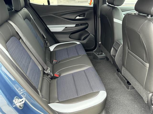 new 2025 Buick Envista car, priced at $27,179