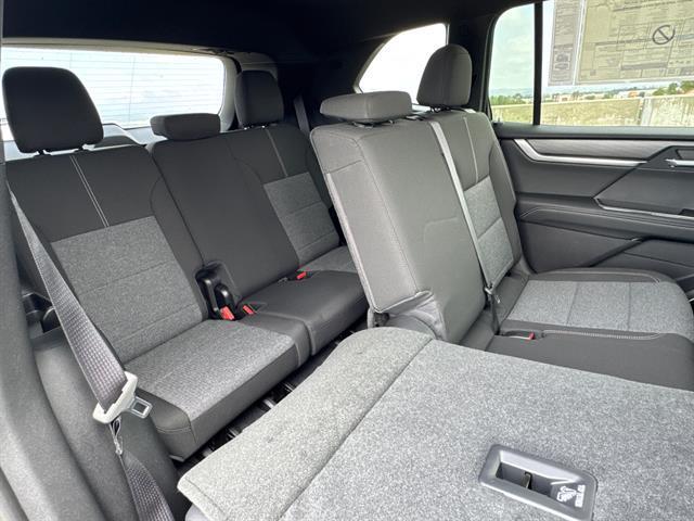 new 2025 GMC Acadia car, priced at $47,340