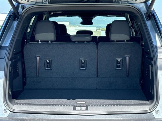 new 2025 GMC Acadia car, priced at $46,890