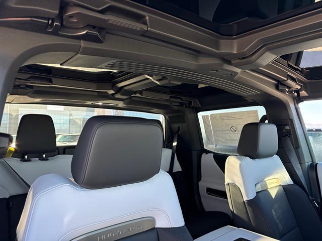 new 2025 GMC HUMMER EV Pickup car, priced at $103,914