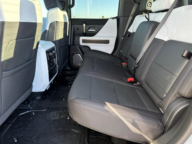 new 2025 GMC HUMMER EV Pickup car, priced at $103,914