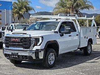 new 2024 GMC Sierra 2500 car, priced at $50,878