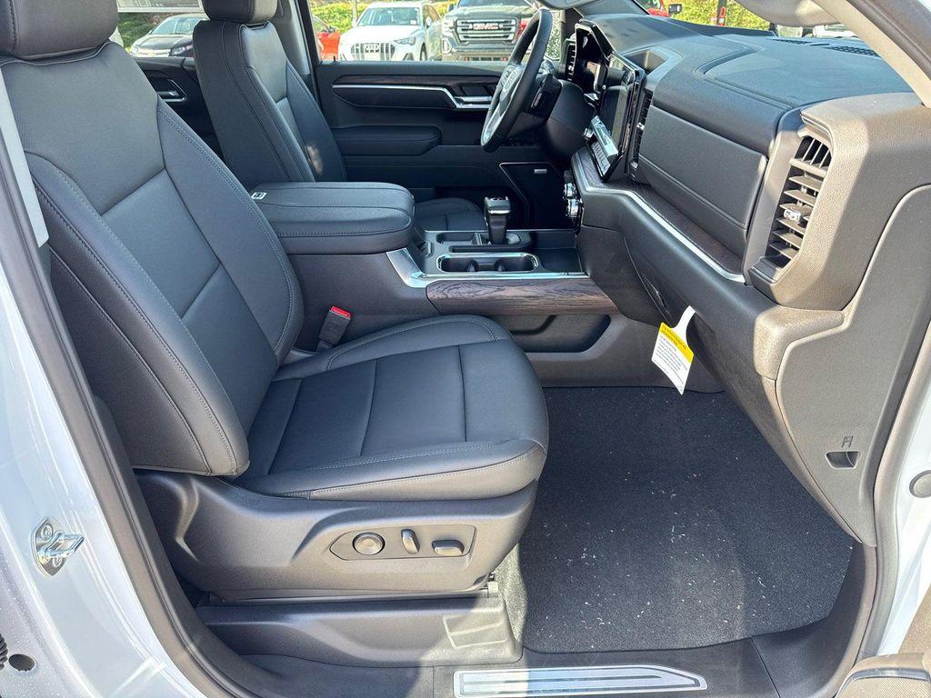new 2026 GMC Sierra 1500 car, priced at $64,682