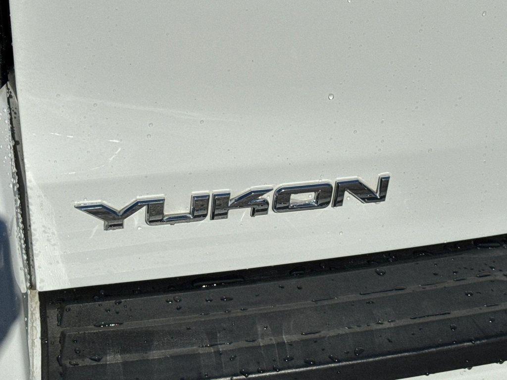 used 2018 GMC Yukon car, priced at $34,764