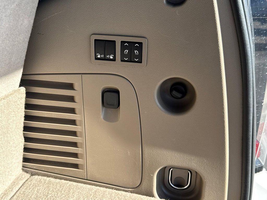 used 2018 GMC Yukon car, priced at $34,764