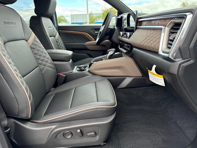 new 2025 GMC Canyon car, priced at $54,894