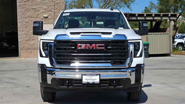 new 2025 GMC Sierra 2500 car, priced at $49,995