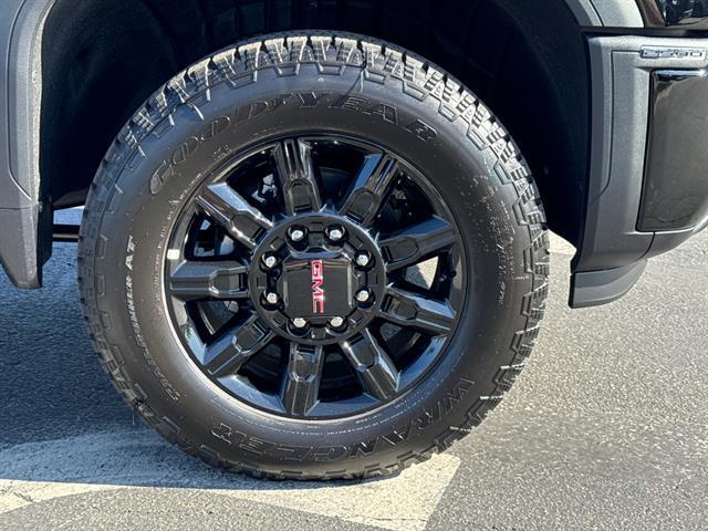 new 2025 GMC Sierra 2500 car, priced at $90,074