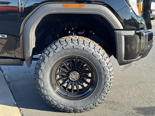 new 2025 GMC Sierra 2500 car, priced at $90,074