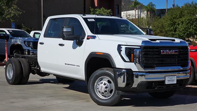 new 2025 GMC Sierra 3500 car, priced at $65,745