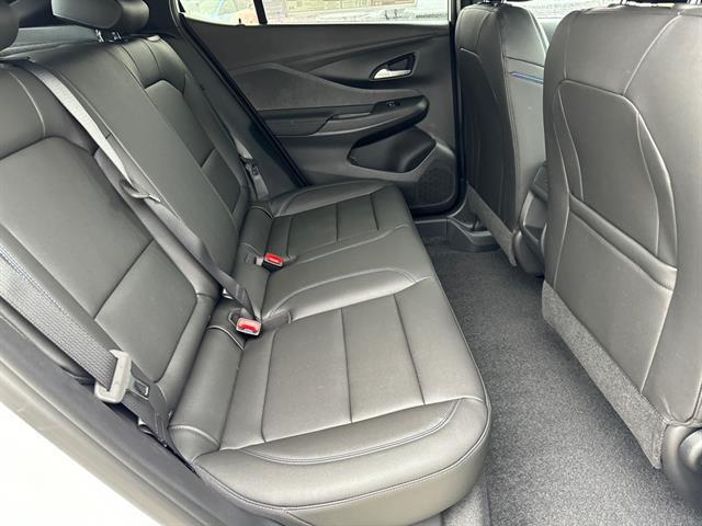 new 2025 Buick Envista car, priced at $28,879