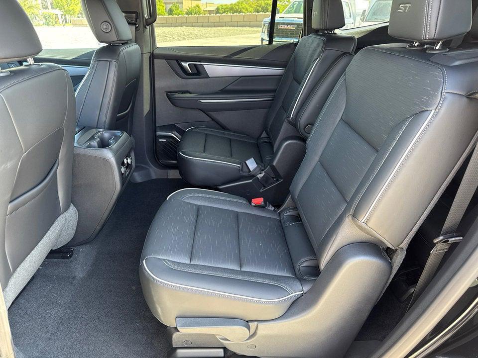 new 2026 Buick Enclave car, priced at $50,542