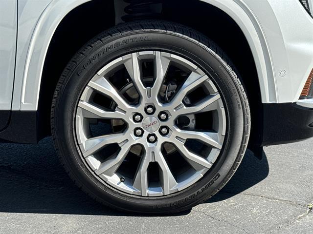new 2024 GMC Acadia car, priced at $65,660
