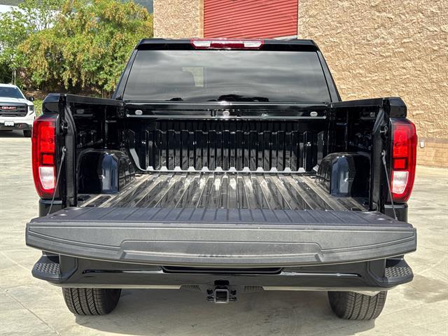 new 2025 GMC Sierra 1500 car, priced at $57,889