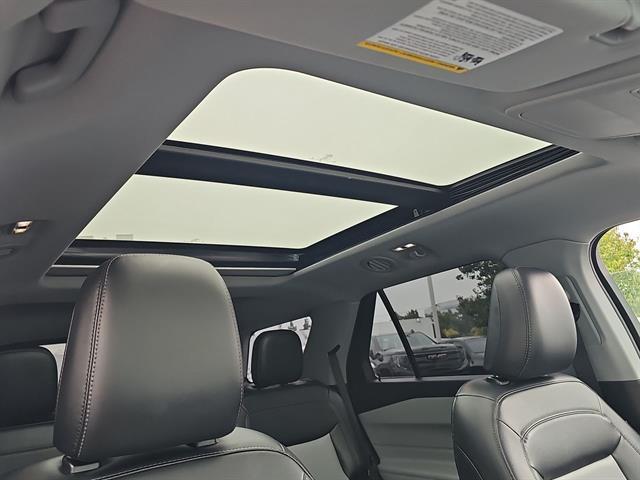 used 2022 Ford Explorer car, priced at $25,267