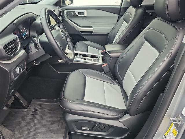 used 2022 Ford Explorer car, priced at $25,267