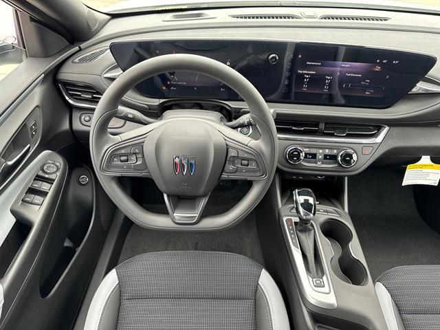 new 2025 Buick Envista car, priced at $26,684