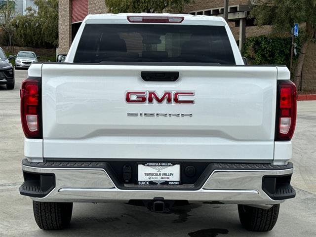 new 2025 GMC Sierra 1500 car, priced at $44,129