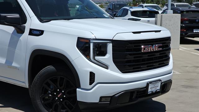 new 2024 GMC Sierra 1500 car, priced at $54,045