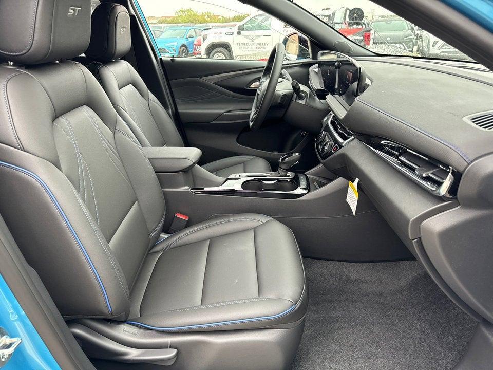 used 2025 Buick Envista car, priced at $28,376