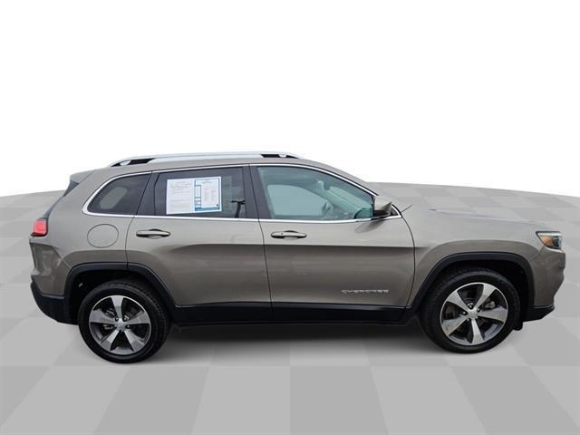 used 2020 Jeep Cherokee car, priced at $17,734