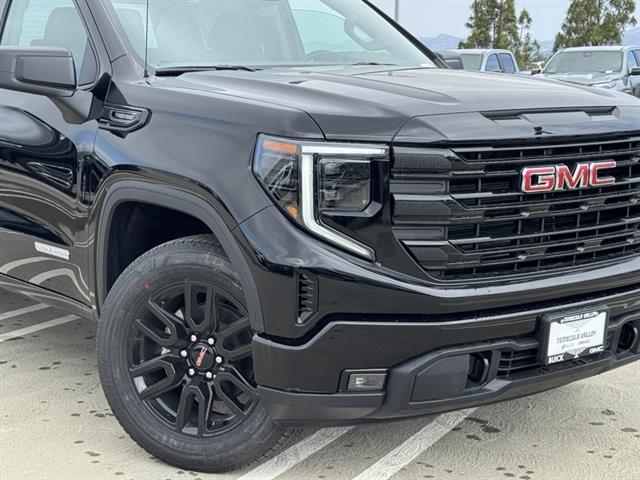 new 2025 GMC Sierra 1500 car, priced at $54,739