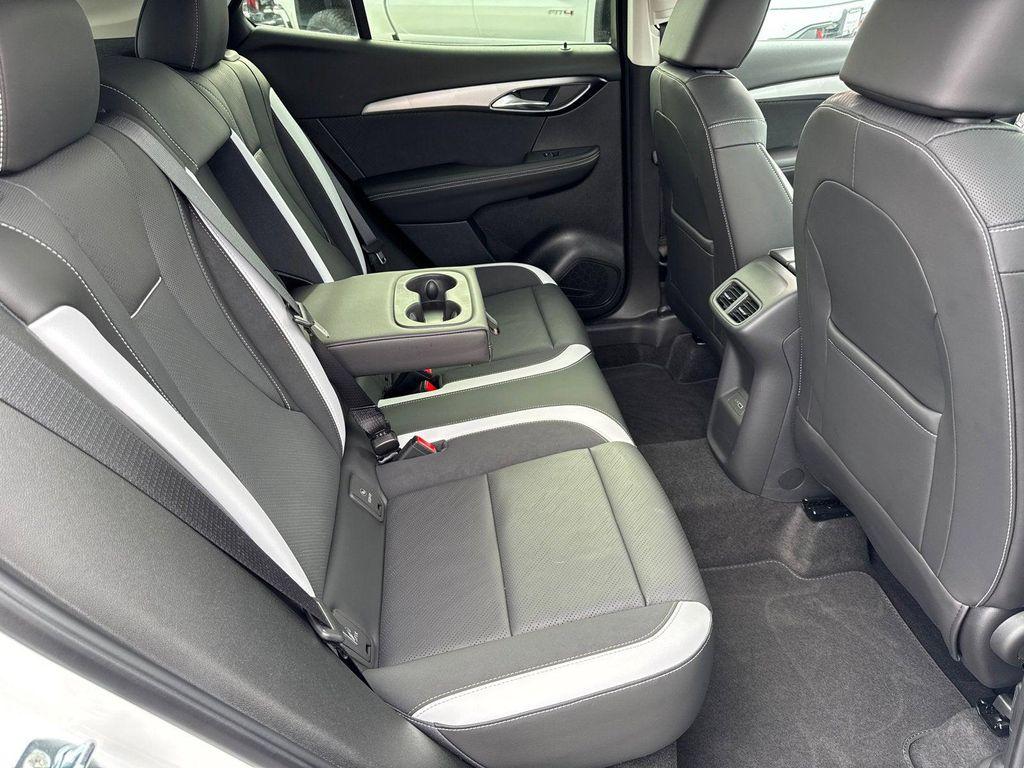 used 2025 Buick Envision car, priced at $34,520