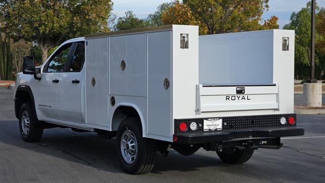 new 2025 GMC Sierra 2500 car, priced at $50,828