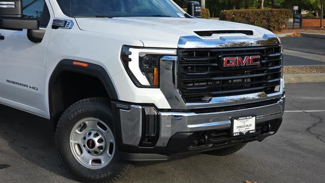 new 2025 GMC Sierra 2500 car, priced at $50,828