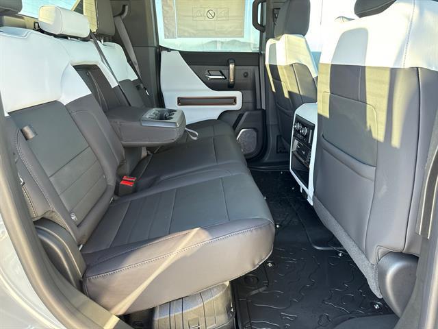 new 2025 GMC HUMMER EV Pickup car, priced at $103,465